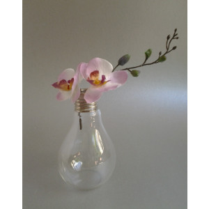 dizajnová sklenená váza v tvare žiarovky 7 x 11 cm